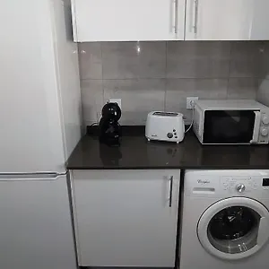 Lisboa/city/sunny Apar/metro/airport/wifi/air Cond Lisboa