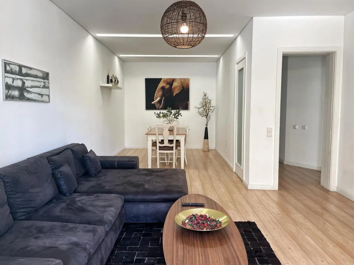 Dreamy Alameda Apartment contacts